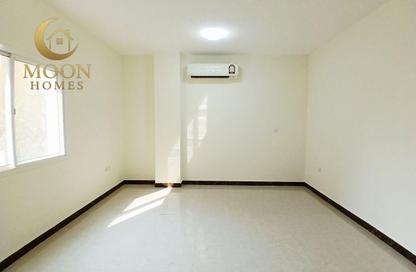 Apartment - 2 - 2 for rent in Al Mansoura - Al Mansoura - Doha