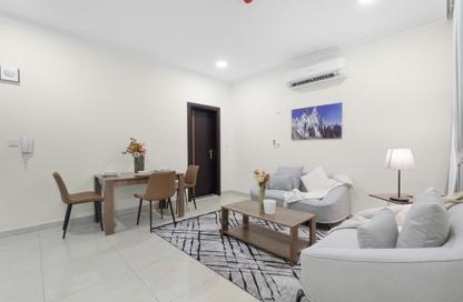 Apartment - 1 Bedroom - 2 Bathrooms for rent in Salaja Street - Doha Al Jadeed - Doha
