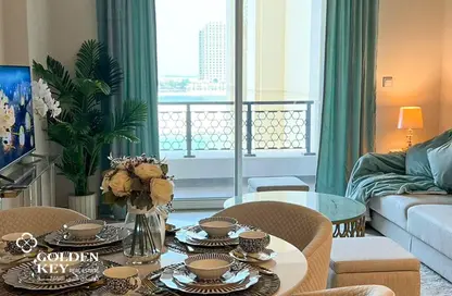 Apartment - 1 Bedroom - 2 Bathrooms for sale in Viva West - Viva Bahriyah - The Pearl Island - Doha