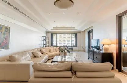 شقة - 2 غرف نوم - 3 حمامات للايجار في طريق بورتو الشرقي - بورتو أرابيا - جزيرة اللؤلؤة - الدوحة