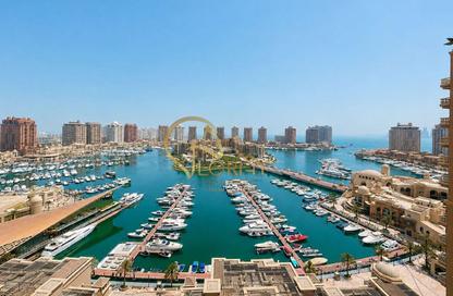 Apartment - 3 Bedrooms - 4 Bathrooms for rent in East Porto Drive - Porto Arabia - The Pearl Island - Doha