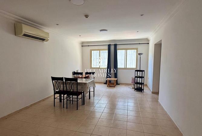 60780239 - Property Main Image