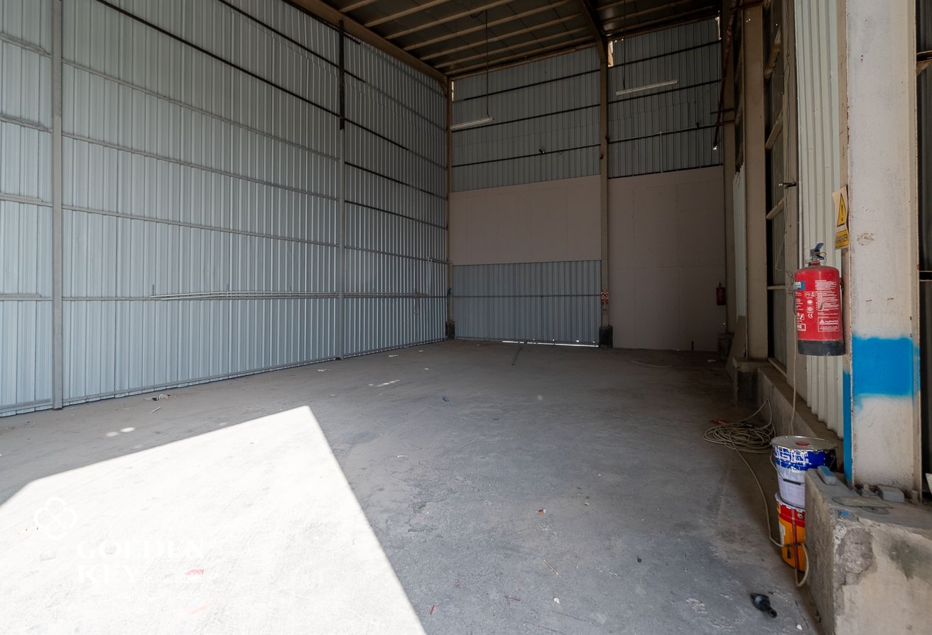 7 Stores Available for Rent | Birkat Al Awamer
