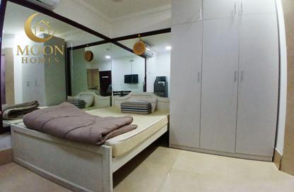 Apartment - Studio - 1 Bathroom for rent in Umm Ghuwailina 4 - Umm Ghuwailina - Doha