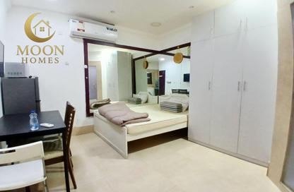 Apartment - Studio - 1 Bathroom for rent in Umm Ghuwailina 4 - Umm Ghuwailina - Doha Apartment - Studio - 1 Bathroom for rent in Umm Ghuwailina 4 - Umm Ghuwailina - Doha