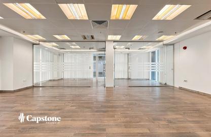 Office Space - Studio - 2 Bathrooms for rent in Le mirage corniche - Ras Abu Aboud - Doha