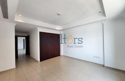 Apartment - 1 Bedroom - 2 Bathrooms for rent in East Porto Drive - Porto Arabia - The Pearl Island - Doha