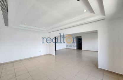 Apartment - 1 Bedroom - 2 Bathrooms for rent in East Porto Drive - Porto Arabia - The Pearl Island - Doha