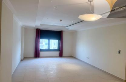 Apartment - 1 Bedroom - 2 Bathrooms for rent in East Porto Drive - Porto Arabia - The Pearl Island - Doha Apartment - 1 Bedroom - 2 Bathrooms for rent in East Porto Drive - Porto Arabia - The Pearl Island - Doha