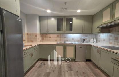 Apartment - 2 Bedrooms - 3 Bathrooms for rent in East Porto Drive - Porto Arabia - The Pearl Island - Doha