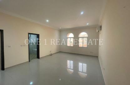 Villa - 5 Bedrooms - 6 Bathrooms for rent in Street 870 - Al Duhail South - Al Duhail - Doha