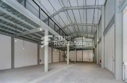 Warehouse - Studio - 7+ Bathrooms for rent in East Industrial Street - Birkat Al Awamer - Al Wakra