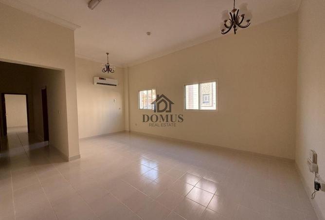 1019894 - Property Image 2