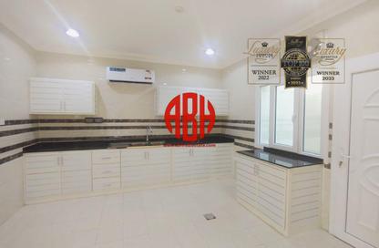 مجمع سكني - 4 غرف نوم - 4 حمامات للايجار في شارع الوعب - الوعب - الدوحة