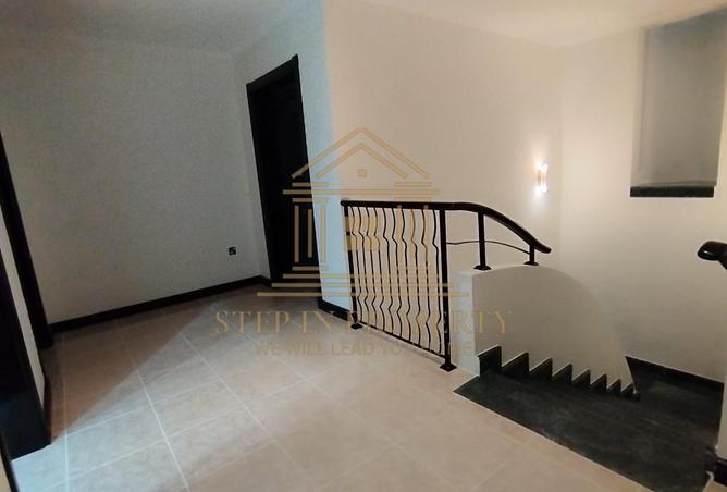 60890373 - Property Image 2