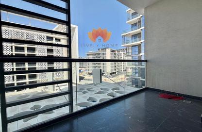 Apartment - 2 Bedrooms - 3 Bathrooms for rent in Boulevard View - Yasmeen City - Lusail