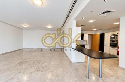 Apartment - 3 - 4 for rent in West Bay Tower - West Bay - West Bay - Doha