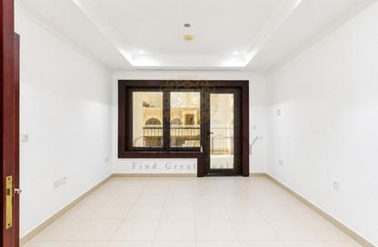 Apartment - 1 - 2 for sale in West Porto Drive - Porto Arabia - The Pearl Island - Doha