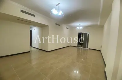 Apartment - 3 Bedrooms - 3 Bathrooms for rent in Al Nasr Street - Al Nasr - Doha