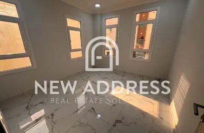 Apartment - 3 Bedrooms - 2 Bathrooms for rent in Umm Ghuwailina - Doha