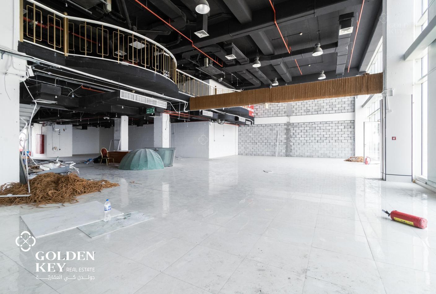 +9 Months Grace | Ready Showroom | Premium