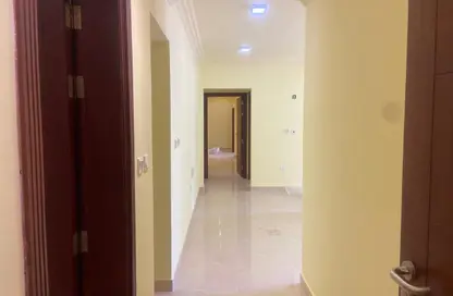 Apartment - 2 Bedrooms - 3 Bathrooms for rent in Al Nasr - Doha Apartment - 2 Bedrooms - 3 Bathrooms for rent in Al Nasr - Doha