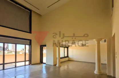 تاون هاوس - 4 غرف نوم - 4 حمامات للبيع في منازل تاون هاوس - بورتو أرابيا - جزيرة اللؤلؤة - الدوحة
