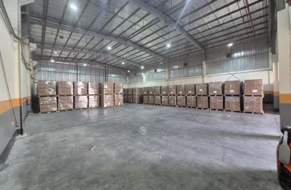 Warehouse - Studio - 2 Bathrooms for rent in Industrial Area - Industrial Area - Doha