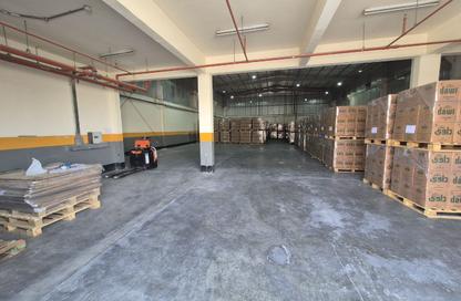 Warehouse - Studio - 2 Bathrooms for rent in Industrial Area - Industrial Area - Doha
