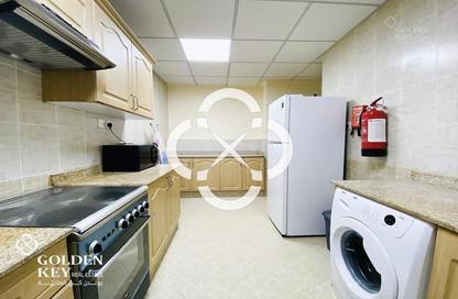 Apartment - 1 Bedroom - 1 Bathroom for rent in Umm Ghuwailina 4 - Umm Ghuwailina - Doha Apartment - 1 Bedroom - 1 Bathroom for rent in Umm Ghuwailina 4 - Umm Ghuwailina - Doha