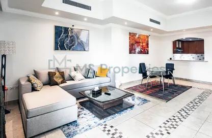Apartment - 1 Bedroom - 2 Bathrooms for rent in West Porto Drive - Porto Arabia - The Pearl Island - Doha