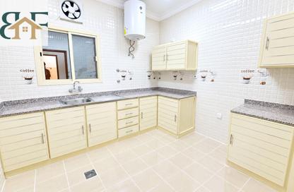 Apartment - 3 - 3 for rent in Al Mansoura - Al Mansoura - Doha