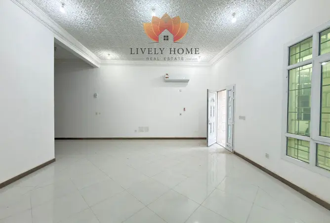 63311360 - Property Image 2