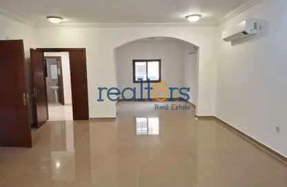 Compound - 3 Bedrooms - 3 Bathrooms for rent in Al Nuaija Street - Al Hilal West - Al Hilal - Doha