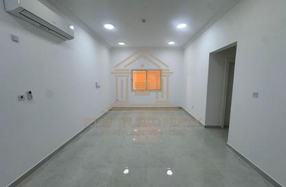 Apartment - 2 Bedrooms - 2 Bathrooms for rent in Al Mansoura - Al Mansoura - Doha