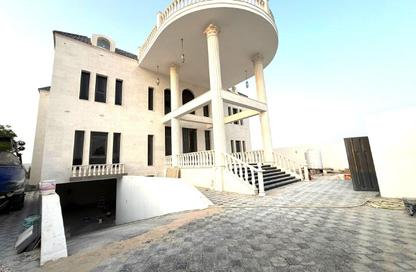 Villa - 7+ Bedrooms - 7+ Bathrooms for sale in Lusail City - Lusail