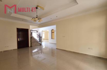 Villa - 4 Bedrooms - 4 Bathrooms for rent in Wadi Al Markh - Muraikh - AlMuraikh - Doha