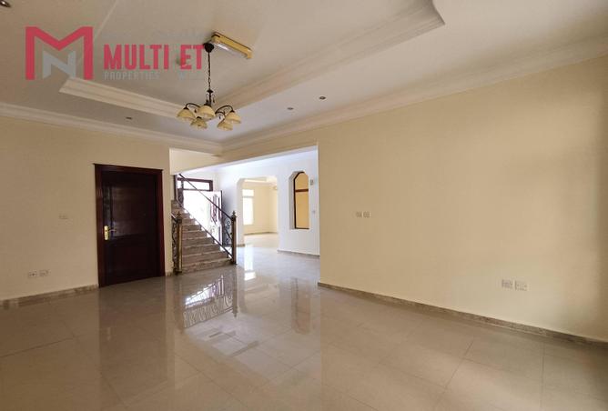 54008618 - Property Image 2