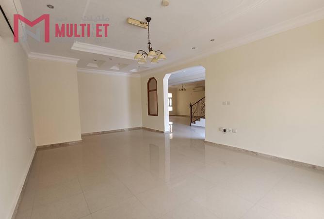 54008618 - Property Image 3