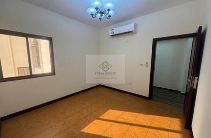 Apartment - 2 Bedrooms - 2 Bathrooms for rent in Fereej Bin Mahmoud North - Fereej Bin Mahmoud - Doha