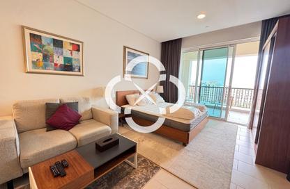 Apartment - Studio - 1 Bathroom for rent in Viva West - Viva Bahriyah - The Pearl Island - Doha