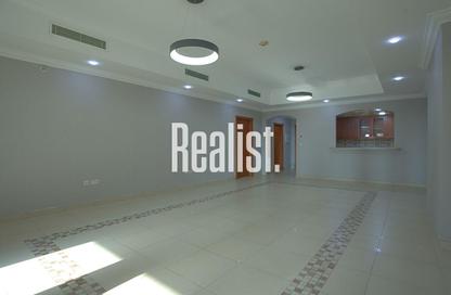 Apartment - 1 - 2 for rent in West Porto Drive - Porto Arabia - The Pearl Island - Doha
