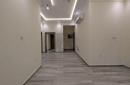 Apartment - 2 Bedrooms - 3 Bathrooms for rent in Al Mansoura - Al Mansoura - Doha