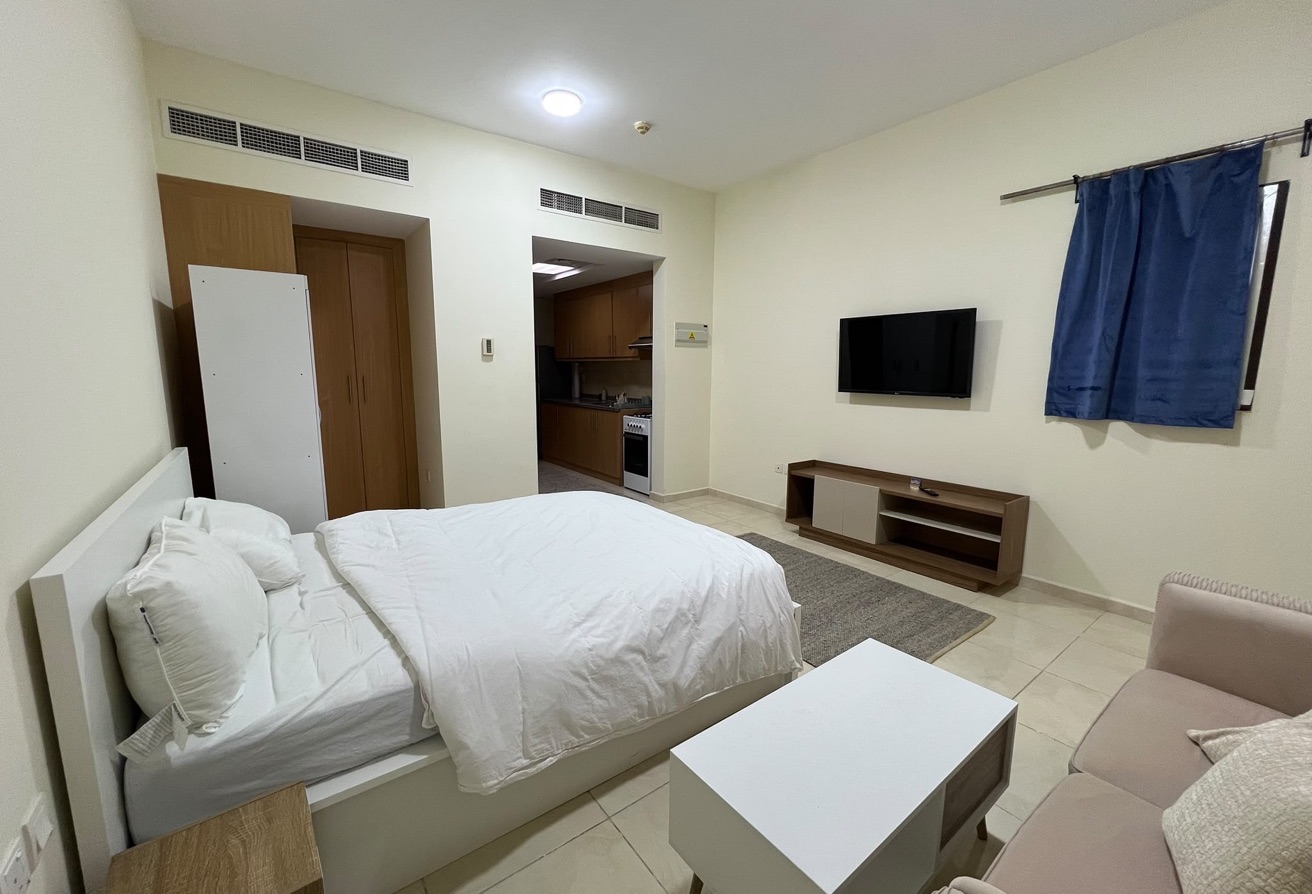 STUDIO 4250 INCLUDING BILLS | LUSAIL FOX HILLS