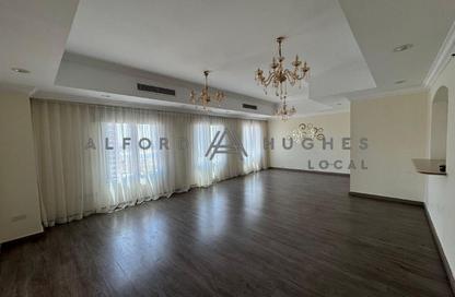 Apartment - 3 Bedrooms - 5 Bathrooms for rent in West Porto Drive - Porto Arabia - The Pearl Island - Doha