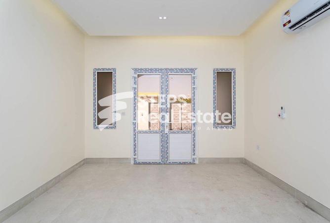 51477391 - Property Image 2