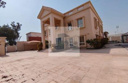 Villa - 4 Bedrooms - 5 Bathrooms for rent in West Bay Lagoon Villas - West Bay Lagoon - West Bay Lagoon - Doha