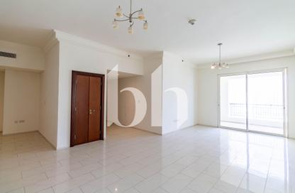 Apartment - 2 Bedrooms - 3 Bathrooms for rent in Viva East - Viva Bahriyah - The Pearl Island - Doha