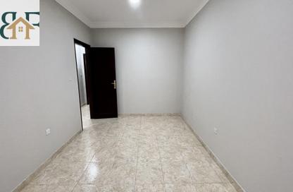 Apartment - 2 Bedrooms - 2 Bathrooms for rent in Muntazah 70 - Al Muntazah - Doha