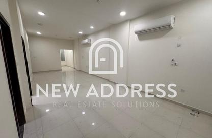 Apartment - 3 Bedrooms - 3 Bathrooms for rent in West Walk - Al Waab - Doha
